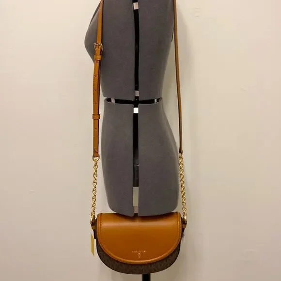 NWTMSRP$278 MICHAEL KORS Jet Set Medium Logo and Leather Half Dome